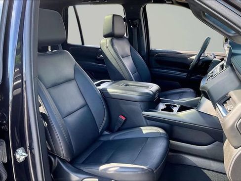 Used 2022 Chevrolet Tahoe Z71 AWD/4WD image 32
