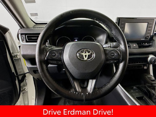 Used 2021 Toyota RAV4 XLE FWD image 11