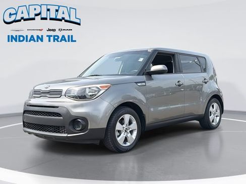 Used 2017 Kia Soul w/ Convenience Package FWD image 1
