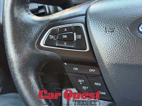 Used 2018 Ford EcoSport SE w/ SE Convenience Package image 30