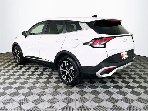 Certified 2025 Kia Sportage EX FWD image 7