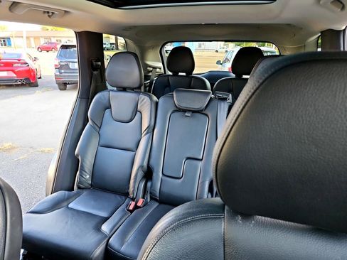 Used 2016 Volvo XC90 T6 Momentum w/ Protection Package Plus image 18