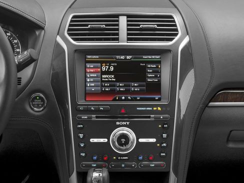 Used 2016 Ford Explorer Platinum AWD/4WD image 10
