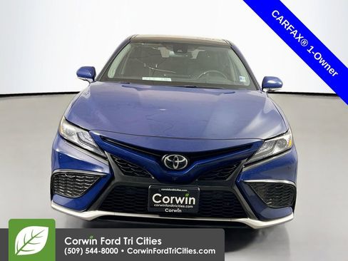 Used 2024 Toyota Camry XSE w/ Navigation Package image 4