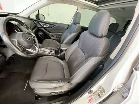 Used 2020 Subaru Forester Premium AWD/4WD image 11