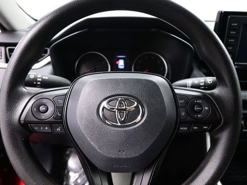 Used 2021 Toyota RAV4 LE w/ Carpet Mat Package (TMS) FWD image 15