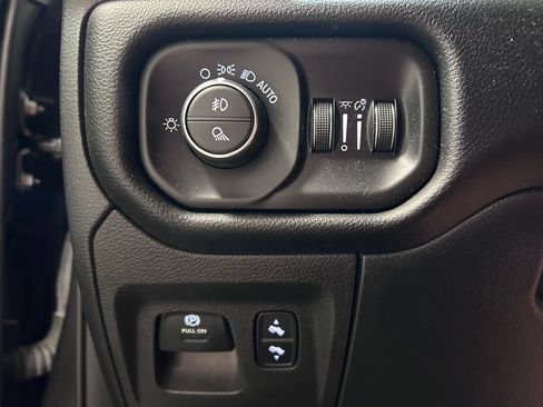 Used 2022 RAM 1500 Laramie w/ Sport Appearance Package AWD/4WD image 7
