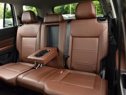 Certified 2023 Volkswagen Atlas SE w/ Panoramic Sunroof Package AWD/4WD image 22