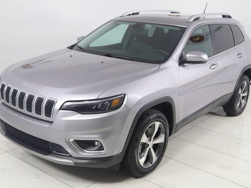 Used 2020 Jeep Cherokee Limited image 20