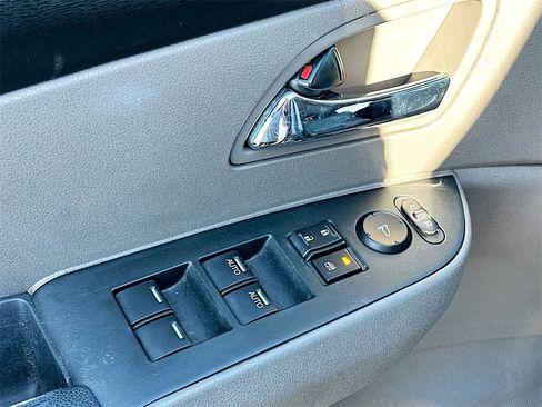 Used 2015 Honda Odyssey EX-L image 17