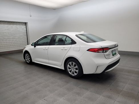 Used 2022 Toyota Corolla LE FWD image 3
