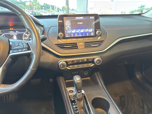 Used 2020 Nissan Altima 2.5 SR w/ Premium Package FWD image 28