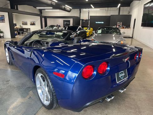 Used 2007 Chevrolet Corvette Convertible w/ Preferred Equipment Group RWD image 9