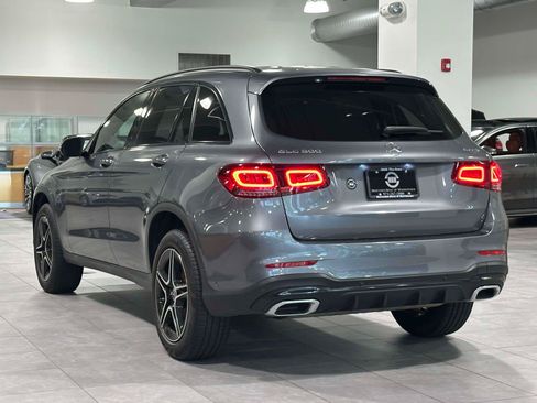 Certified 2022 Mercedes-Benz GLC 300 4MATIC image 4