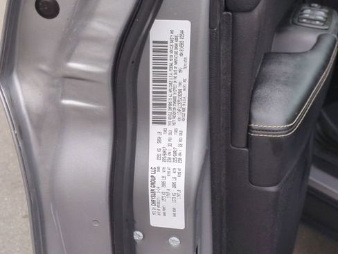 Used 2014 Jeep Cherokee Latitude FWD image 26