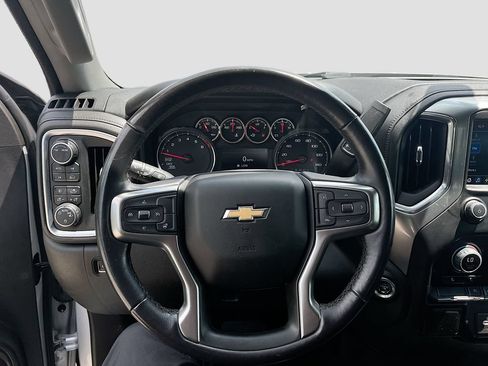 Used 2022 Chevrolet Silverado 1500 RST w/ Redline Edition AWD/4WD image 11