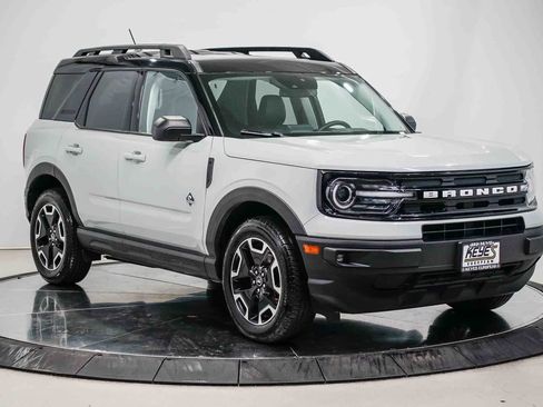 Used 2022 Ford Bronco Sport Outer Banks w/ Tech Package image 5