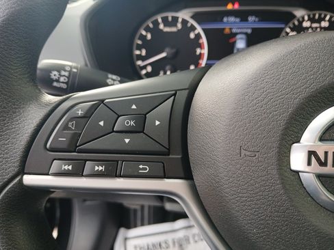 Used 2021 Nissan Altima 2.5 SV image 18