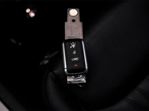 Used 2023 Maserati Grecale GT image 62