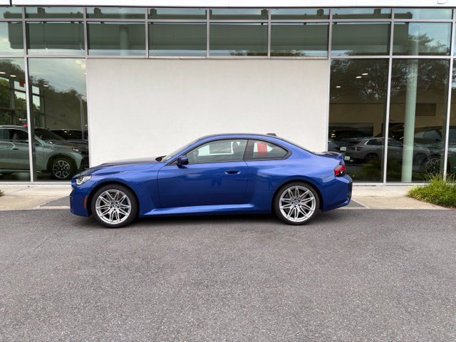 New 2026 BMW M2 w/ Lighting Package RWD image 2