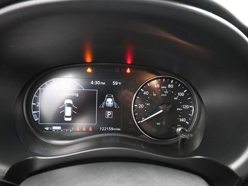 Used 2022 Nissan Kicks SV FWD image 16