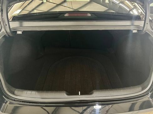 Used 2023 Hyundai Elantra Limited FWD image 14