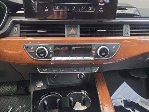 Used 2023 Audi A4 2.0T Premium w/ Convenience Package image 6