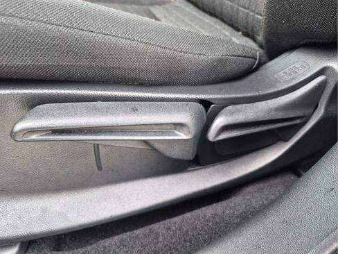 Certified 2025 Honda HR-V Sport image 14
