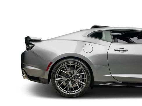 Used 2022 Chevrolet Camaro ZL1 RWD image 31