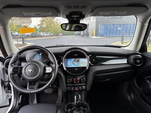 Used 2024 MINI Cooper S FWD image 19