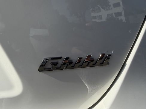 Used 2022 Maserati Ghibli Modena image 7