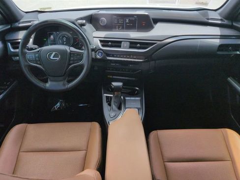 Used 2020 Lexus UX 250h w/ Premium Package AWD/4WD image 15