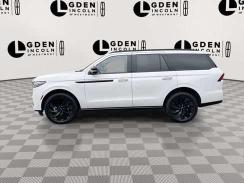 Certified 2026 Lincoln Navigator Reserve w/ Jet Appearance Package AWD/4WD image 5