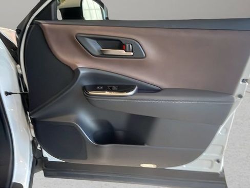 Used 2024 Toyota Crown Limited image 13