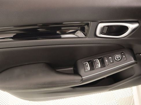 Used 2024 Honda Civic Touring image 16