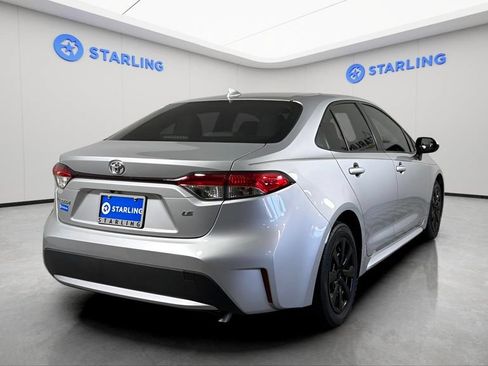 Used 2020 Toyota Corolla LE FWD image 8