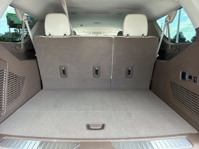 Used 2023 GMC Yukon XL Denali RWD image 20