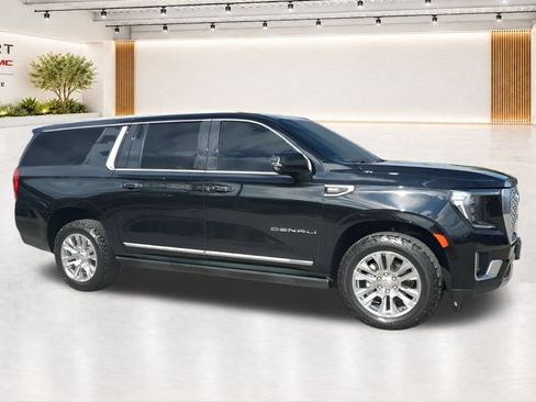 Certified 2023 GMC Yukon XL Denali AWD/4WD image 14
