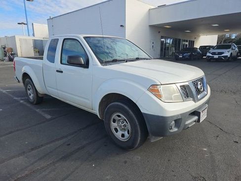 Used 2016 Nissan Frontier S image 1