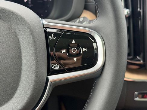 New 2026 Volvo XC60 T8 Ultra w/ Protection Package Premier AWD/4WD image 12