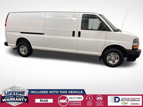 Used 2023 Chevrolet Express 3500 Extended w/ Driver Convenience Package image 5