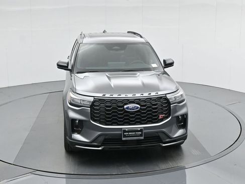 New 2026 Ford Explorer ST w/ Sun And Sound Package AWD/4WD image 39