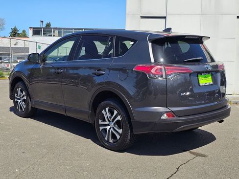 Used 2017 Toyota RAV4 LE w/ All Weather Liner Package AWD/4WD image 5