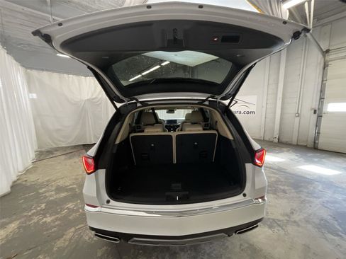 New 2026 Acura MDX SH-AWD image 25