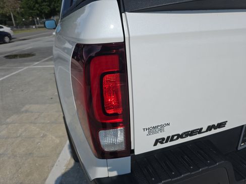 Used 2023 Honda Ridgeline Black Edition image 34
