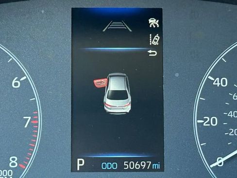 Used 2024 Toyota Corolla LE FWD image 22