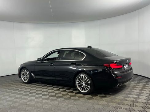 Used 2023 BMW 530i w/ Premium Package image 8