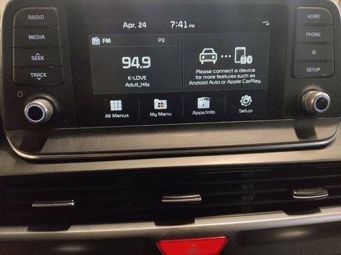Used 2021 Kia Telluride LX FWD image 25