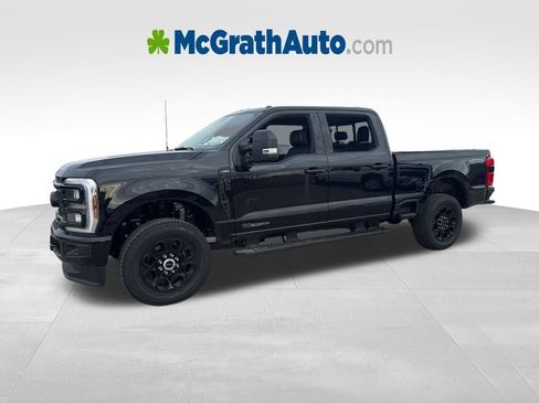 New 2026 Ford F250 Lariat w/ Black Appearance Package AWD/4WD image 7