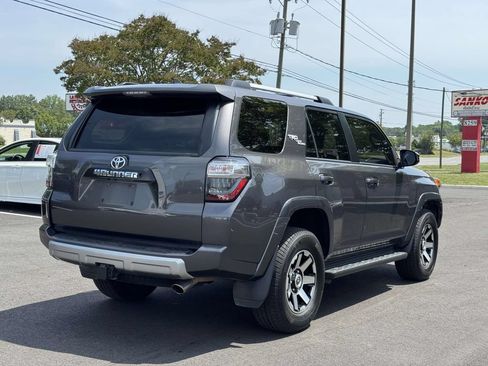 Used 2017 Toyota 4Runner TRD Off-Road AWD/4WD image 21